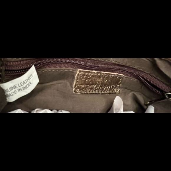 🔥🔥🔥New & Like New Leather Calvin Klein Mini Handbags-ready to go! Gold & Bronze! - Picture 4 of 4